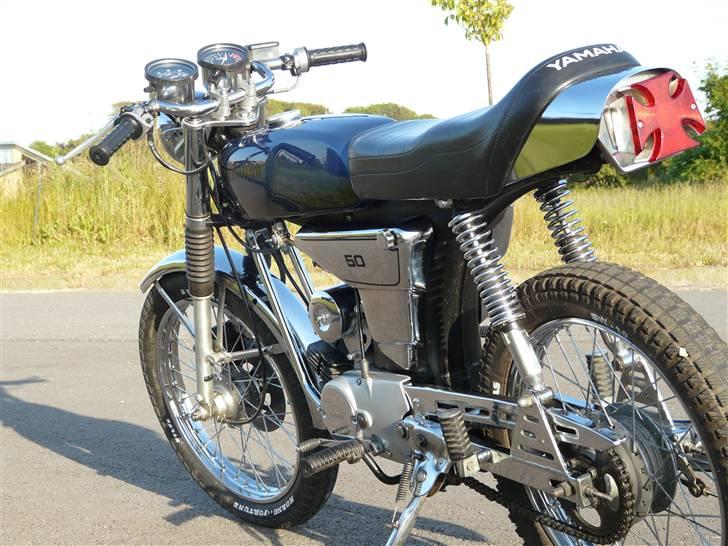 Yamaha  4 gear Solgt 10000.-  billede 1