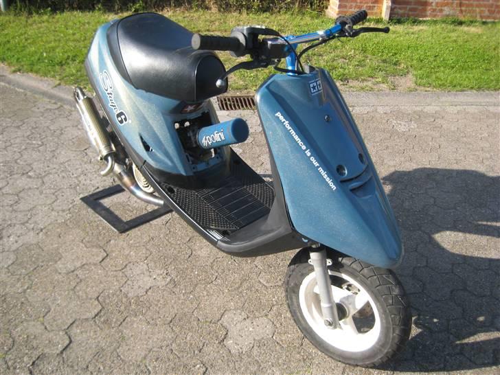 Yamaha jog As STJÅLET - joggen den 21 juni 09 nu med sonic gaffel på billede 9