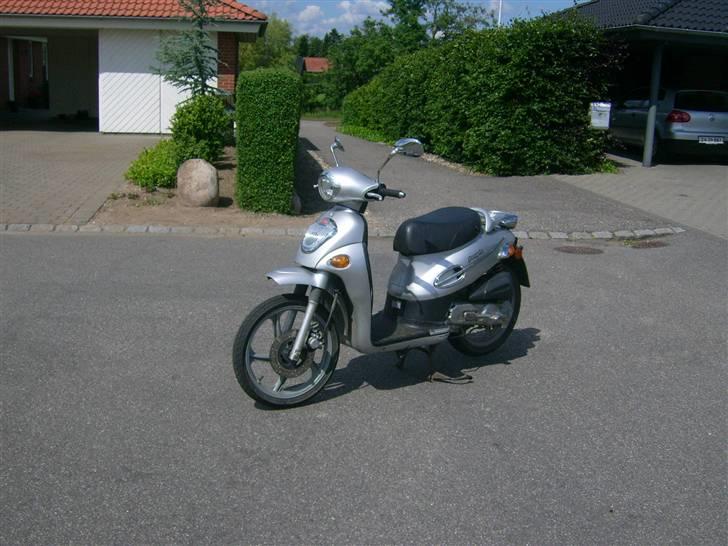 Kymco people (Soolgt) billede 1