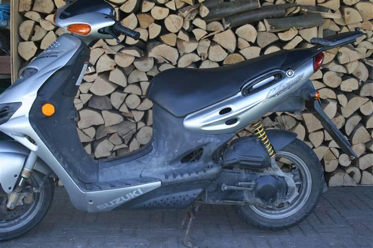 Suzuki kantana lc  SOLDT billede 2