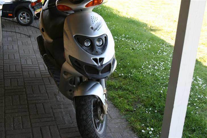 Suzuki kantana lc  SOLDT billede 8