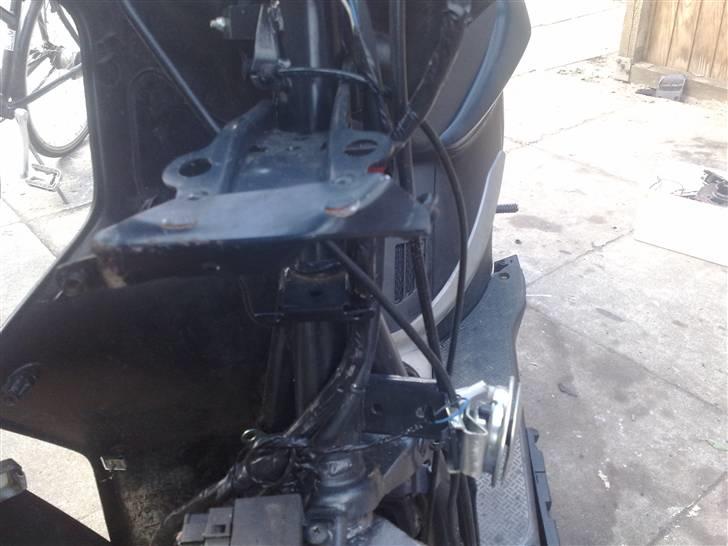 Piaggio nrg dt power total skadet billede 11