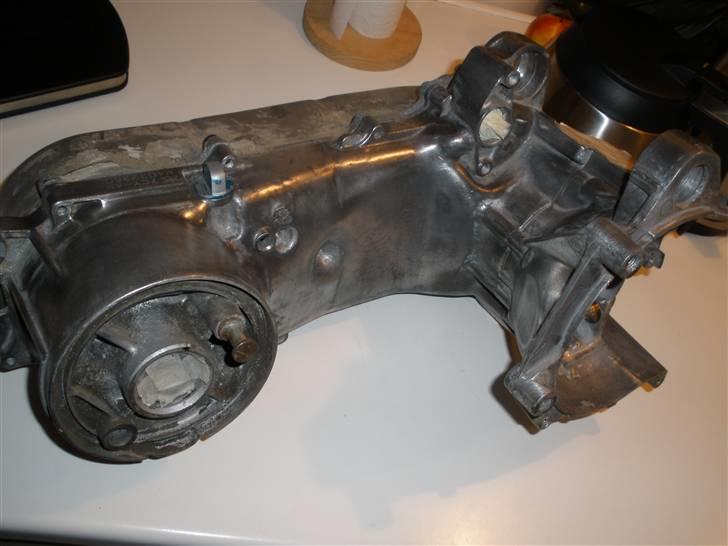 Aprilia Sonic Hverdagsracer Solgt - Blev sleppet ned i hånden og røg en tur i vaskemaskinen fra rådes at køre, mens en mor er hjemme:)  billede 7