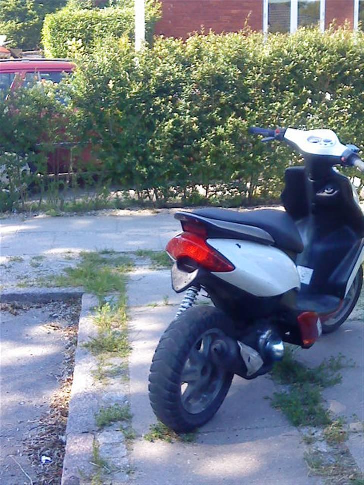 Yamaha Jog R ( SOLGT) billede 4