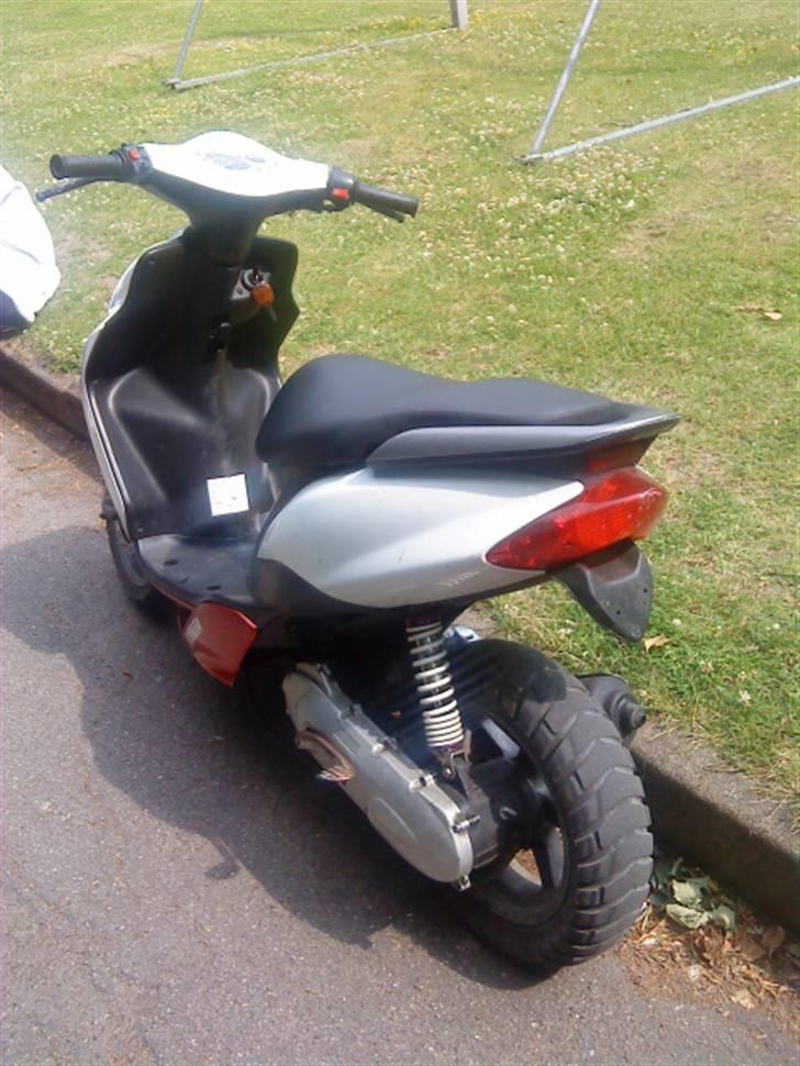 Yamaha Jog R ( SOLGT) billede 8