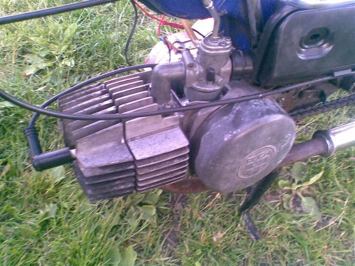 Puch Maxi K "SOLGT" - Cyllinderen ser hel ny ud indvendigt :b billede 5