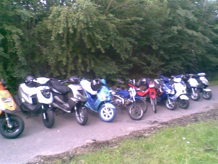 Puch Maxi K "SOLGT" - En aften vi var ude og kører (: billede 6