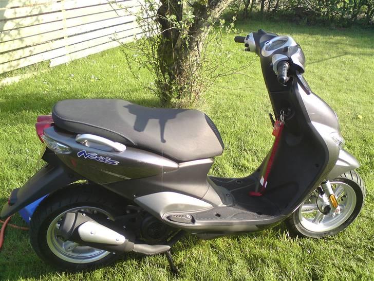 Yamaha neos SOLGT !! - min neos fra siden den er flot ikke kommer genneli go på :D  billede 9