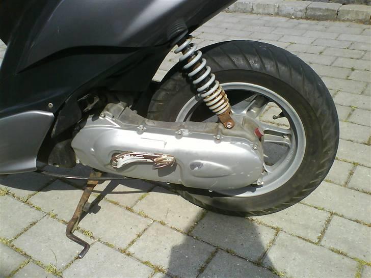 Yamaha jog r "solgt" billede 9