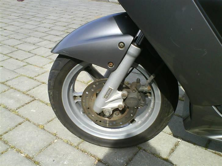 Yamaha jog r "solgt" billede 10