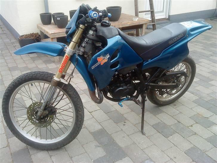 Suzuki RMX Solgt :) billede 4