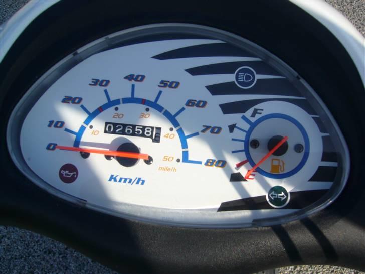 PGO White Magic SOLGT billede 8