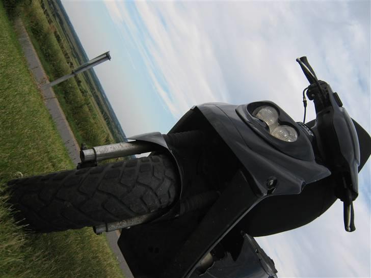 PGO Hot 50/ SOLGT ! billede 1