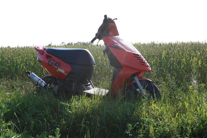 Aprilia Sonic / solgt  billede 4