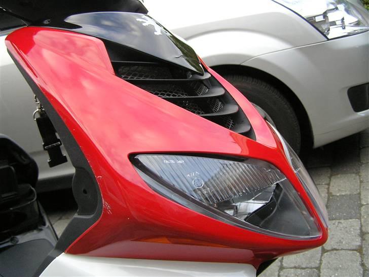 Peugeot Speedfight1 LC DD solgt - den fik lige en klud med noget polish hen over... billede 11