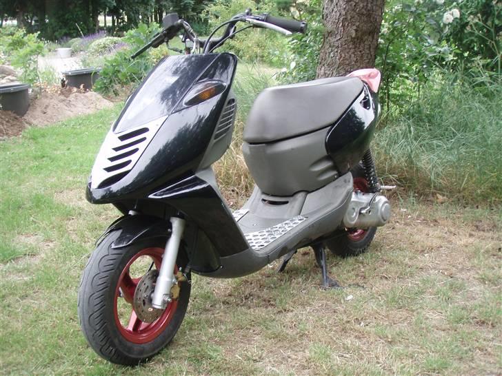 Aprilia Sonic billede 2