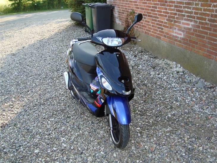 {{currentPhoto.altText}} billede {{currentPhoto.number}}