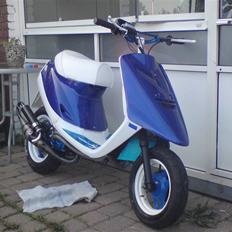 Yamaha Jog / R - Red Top SOLGT!!