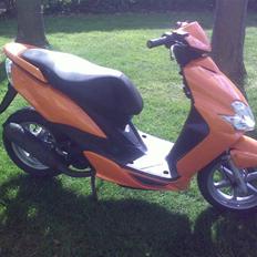 Yamaha jog r solgt