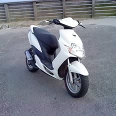 Yamaha Jog R Taget af panserne
