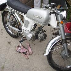 Honda CD 50(Solgt)