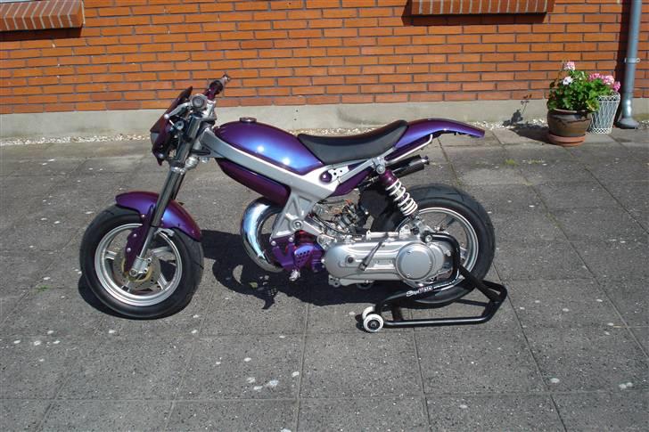 Suzuki Street Magic SOLGT billede 1