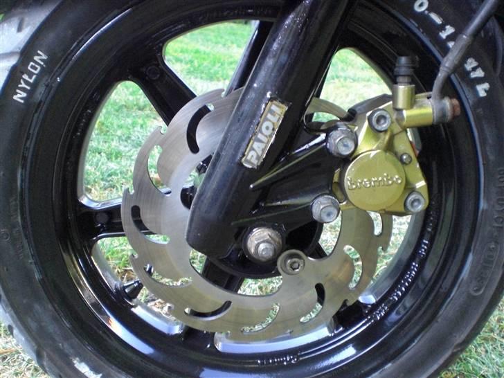 Yamaha Jog R Byttet til senda ;) - Ny skive og læg mærke til caliberen "brembo" billede 9