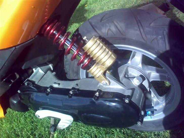 Yamaha jog r solgt billede 11