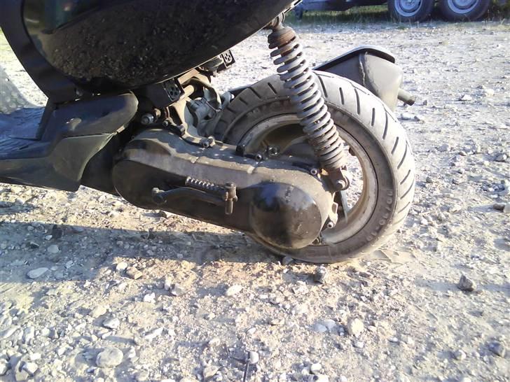 Aprilia sonic SOLGT billede 8