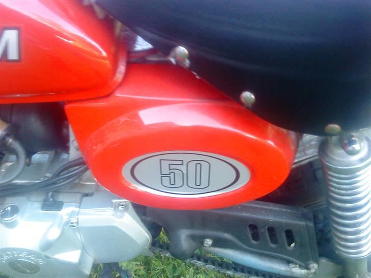 Skyteam monkey - det er kun en 30 knallert billede 3