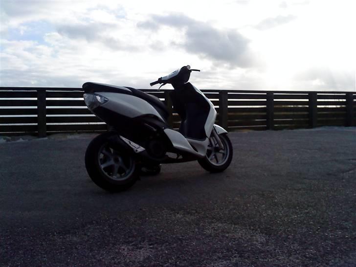 Yamaha Jog R Taget af panserne - Nyt ! billede 4