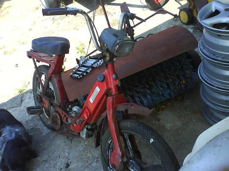 Piaggio Ciao ( SKÅRET I STUMPER ) billede 3