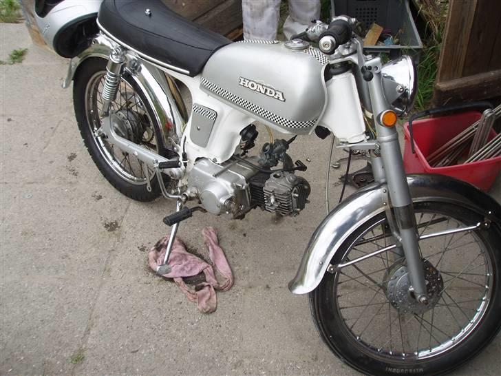 Honda CD 50(Solgt) billede 2