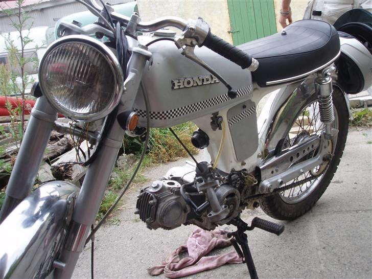 Honda CD 50(Solgt) billede 8