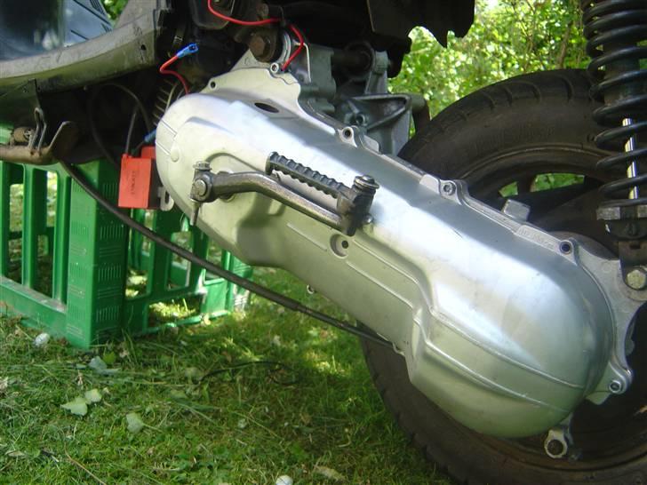 Yamaha jog (solgt) billede 5