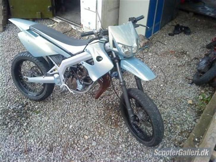 Derbi senda///byttede\\\ billede 2