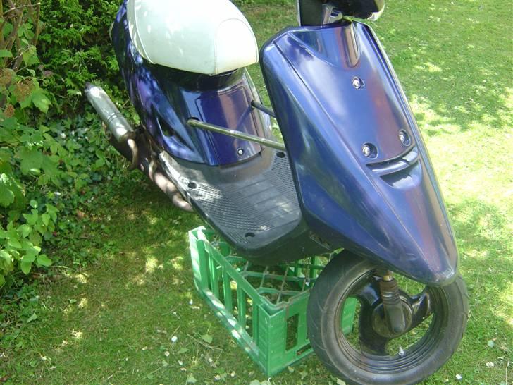 Yamaha jog (solgt) billede 9