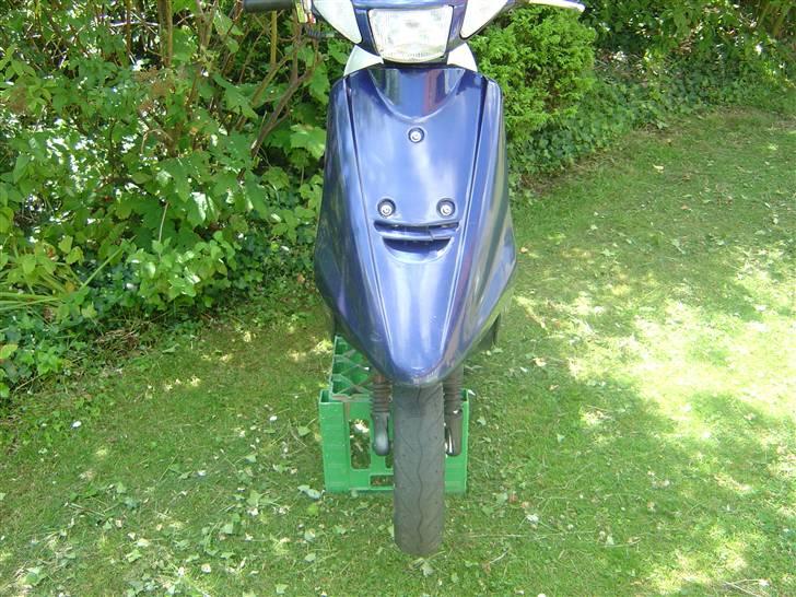 Yamaha jog (solgt) billede 10