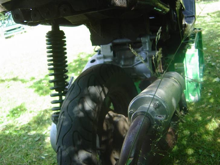 Yamaha jog (solgt) billede 12