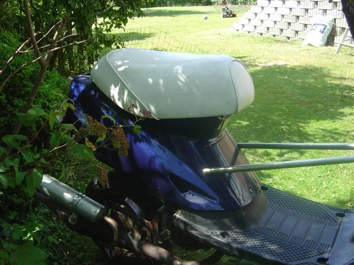 Yamaha jog (solgt) billede 14