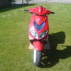 Peugeot Speedfight- Byttet t Neos