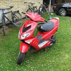 Peugeot Speedfight 2