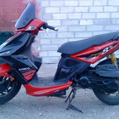 Kymco super 8