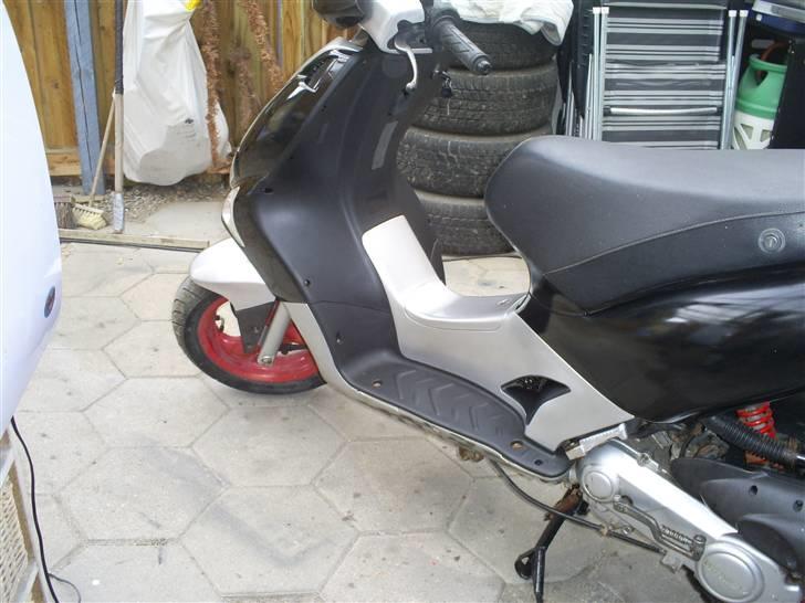 Kymco Super 9 (SOLGT) billede 8