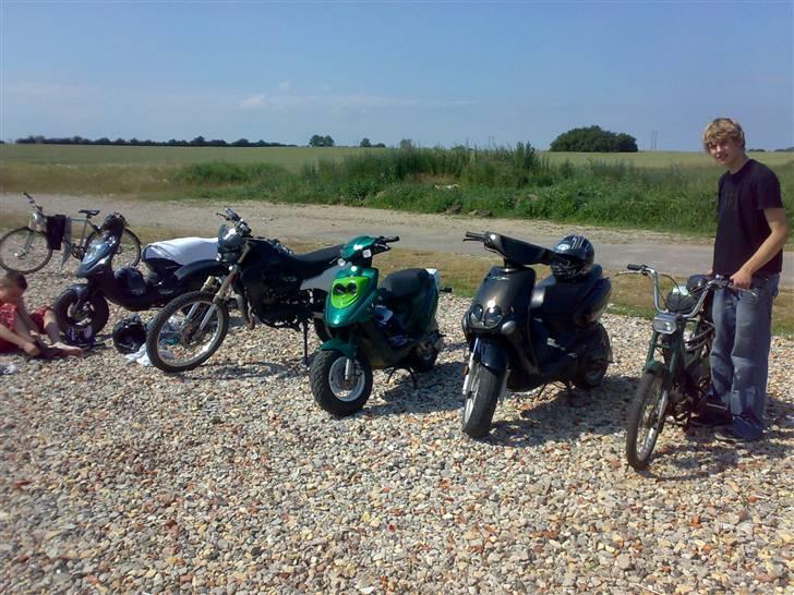 PGO Hot 50 - The crew, med nogle af gutterne :D sommer 2009 billede 11