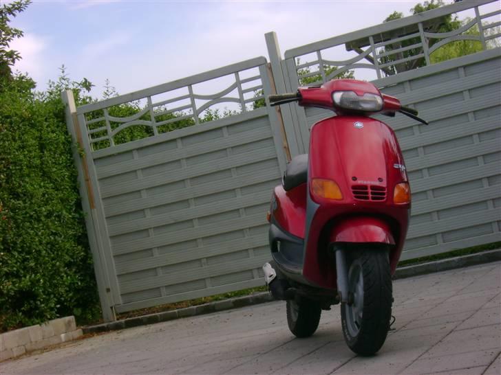 Piaggio Zip SOLGT billede 1