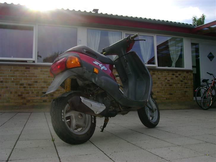 Piaggio Zip SOLGT billede 3