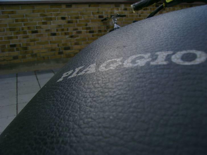 Piaggio Zip SOLGT billede 4