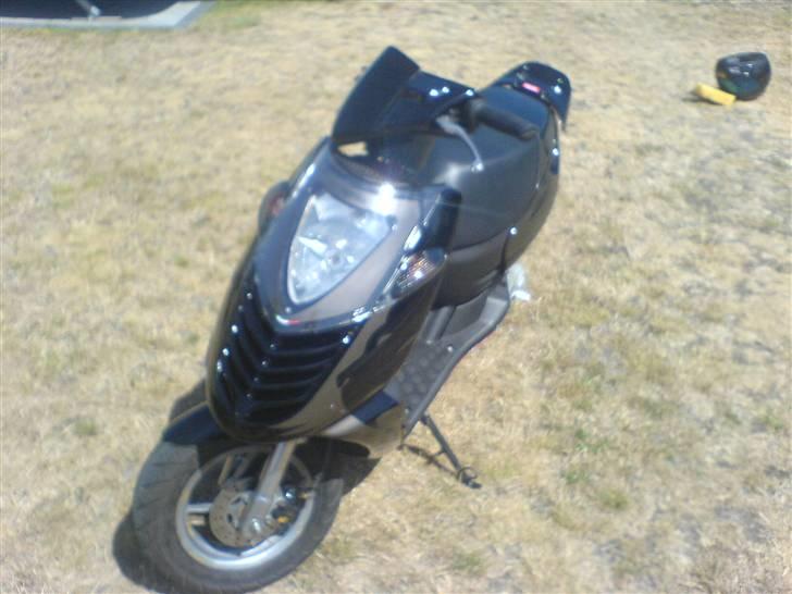 Aprilia sonic SOLGT billede 1