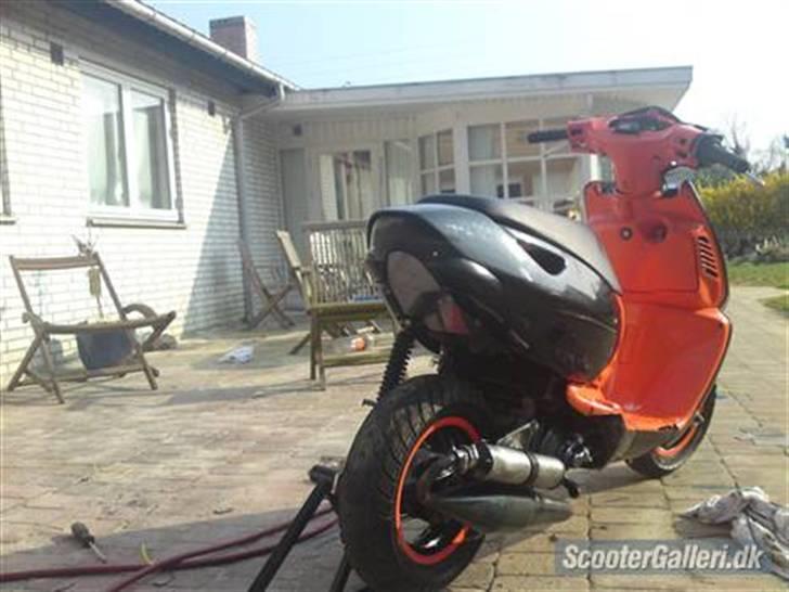 Aprilia sonic 'red top' Solgt - billede lånt af gamle ejer ;) billede 8